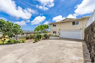 298 Moomuku Pl, Honolulu, HI 96821 - Photo 2