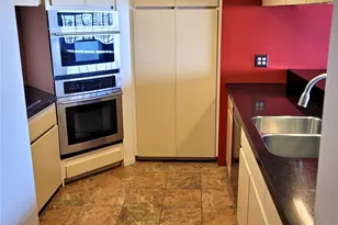 581 Kamoku St, Honolulu, HI 96826 - Photo 2