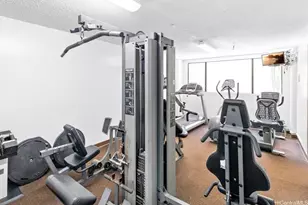 581 Kamoku St, Honolulu, HI 96826 - Photo 16