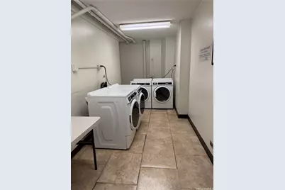 747 Amana Street #2112, Honolulu, HI 96814 - Photo 10