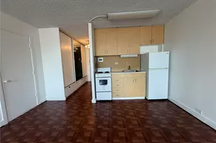 747 Amana St, Honolulu, HI 96814 - Photo 2