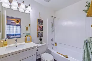 572 Mananai Pl, Honolulu, HI 96818 - Photo 20