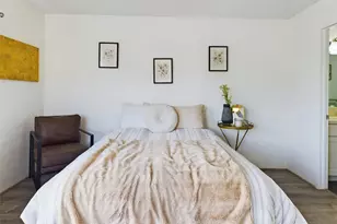 572 Mananai Pl, Honolulu, HI 96818 - Photo 22