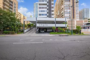 2421 Ala Wai Blvd, Honolulu, HI 96815 - Photo 16