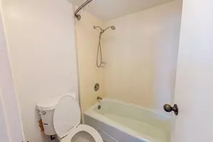 2240 Kuhio Ave, Honolulu, HI 96815 - Photo 10