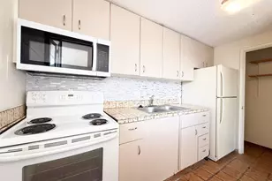 1541 Dominis St, Honolulu, HI 96822 - Photo 8