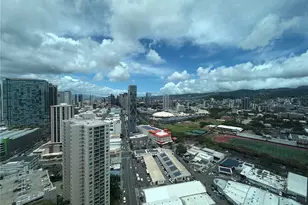 1177 Queen St, Honolulu, HI 96814 - Photo 12