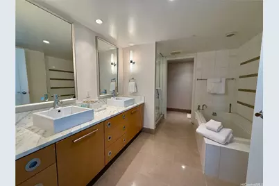 1177 Queen Street #3501, Honolulu, HI 96814 - Photo 4