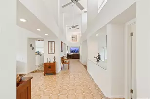 2039 Laukahi St, Honolulu, HI 96821 - Photo 6