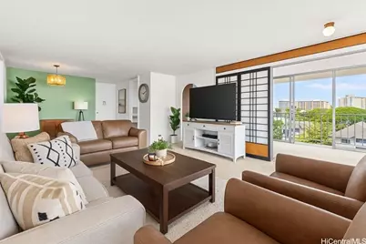 1325 Wilder Avenue #5 Makai, Honolulu, HI 96822 - Photo 2