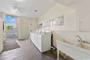 750 Amana St, Honolulu, HI 96814 - Photo 22