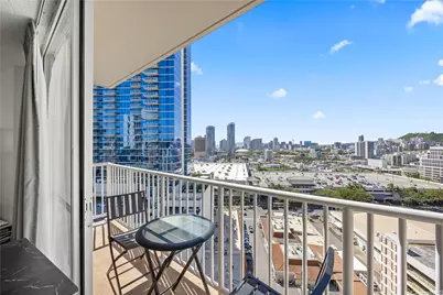 750 Amana Street #1702, Honolulu, HI 96814 - Photo 2