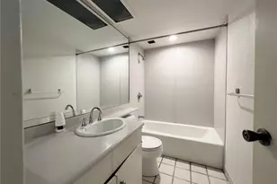 1860 Ala Moana Blvd, Honolulu, HI 96815 - Photo 14