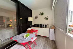 425 Ena Rd, Honolulu, HI 96815 - Photo 10