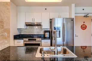 3009 Ala Makahala Pl, Honolulu, HI 96818 - Photo 2