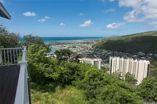 944 Kaahue St, Honolulu, HI 96825 - Photo 14