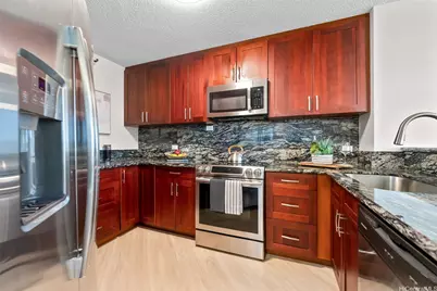 2101 Nuuanu Avenue #1-2002, Honolulu, HI 96817 - Photo 10