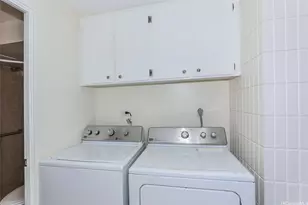 46-283 Kahuhipa St, Kaneohe, HI 96744 - Photo 16