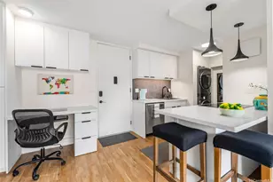 1122 Elm St, Honolulu, HI 96814 - Photo 2