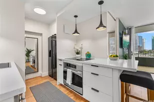 1122 Elm St, Honolulu, HI 96814 - Photo 1