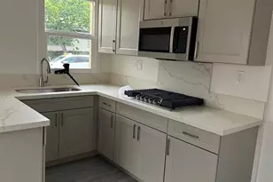 914 Kinau St, Honolulu, HI 96814 - Photo 10