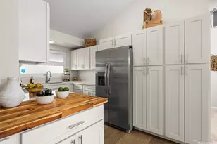 98-2033 Pahiolo St, Aiea, HI 96701 - Photo 6