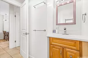 222 Kaiulani Ave, Honolulu, HI 96815 - Photo 16