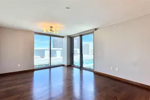 1555 Kapiolani Blvd, Honolulu, HI 96814 - Photo 4