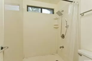 98-1819 Kaahumanu St, Aiea, HI 96701 - Photo 6