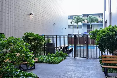 2100 Date Street #1401, Honolulu, HI 96826 - Photo 8