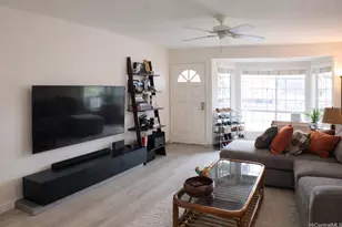 594 Mananai Pl, Honolulu, HI 96818 - Photo 8