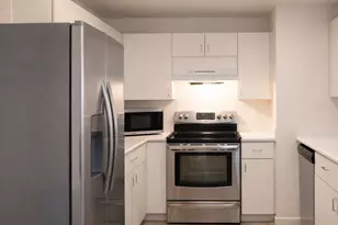 594 Mananai Pl, Honolulu, HI 96818 - Photo 4