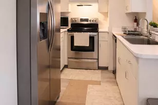 594 Mananai Pl, Honolulu, HI 96818 - Photo 16