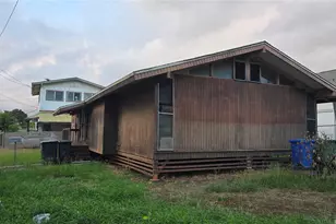 946 Halona St, Honolulu, HI 96817 - Photo 2