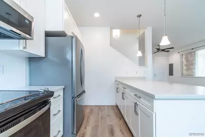 94-1219 Haleululaau Street #44, Waipahu, HI 96797 - Photo 10