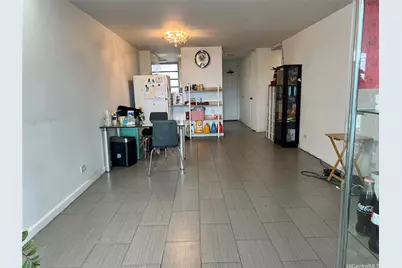 1015 Ala Napunani Street #403, Honolulu, HI 96818 - Photo 2