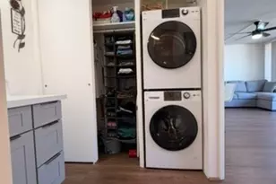 411 Hobron Ln, Honolulu, HI 96815 - Photo 16