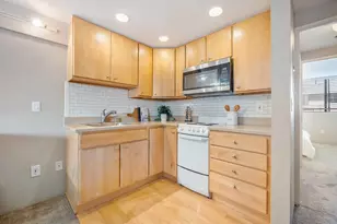 2860 Waialae Ave, Honolulu, HI 96826 - Photo 4