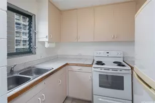 509 University Ave, Honolulu, HI 96826 - Photo 4