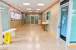 3009 Ala Makahala Pl, Honolulu, HI 96818 - Photo 4
