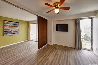 1655 Makaloa Street #1807, Honolulu, HI 96814 - Photo 14