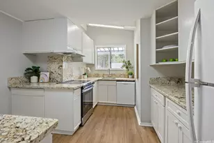 667 Uluoa St, Kailua, HI 96734 - Photo 2