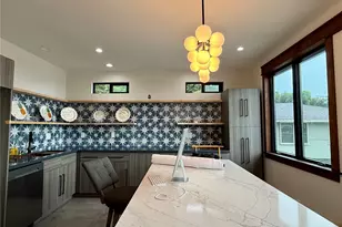 2184 Makanani Dr, Honolulu, HI 96817 - Photo 6