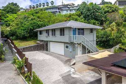 2182 Makanani Drive, Honolulu, HI 96817 - Photo 2