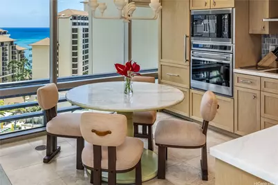 223 Saratoga Road #1502, Honolulu, HI 96815 - Photo 2