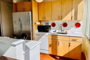 2415 Ala Wai Blvd, Honolulu, HI 96815 - Photo 4