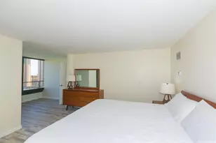 1910 Ala Moana Blvd, Honolulu, HI 96815 - Photo 20