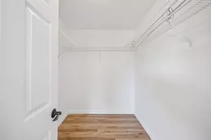 1060 Kinau St, Honolulu, HI 96814 - Photo 14