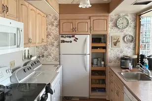 431 Nahua St, Honolulu, HI 96815 - Photo 6