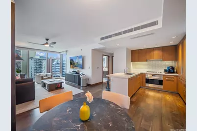 1555 Kapiolani Boulevard #914, Honolulu, HI 96814 - Photo 1